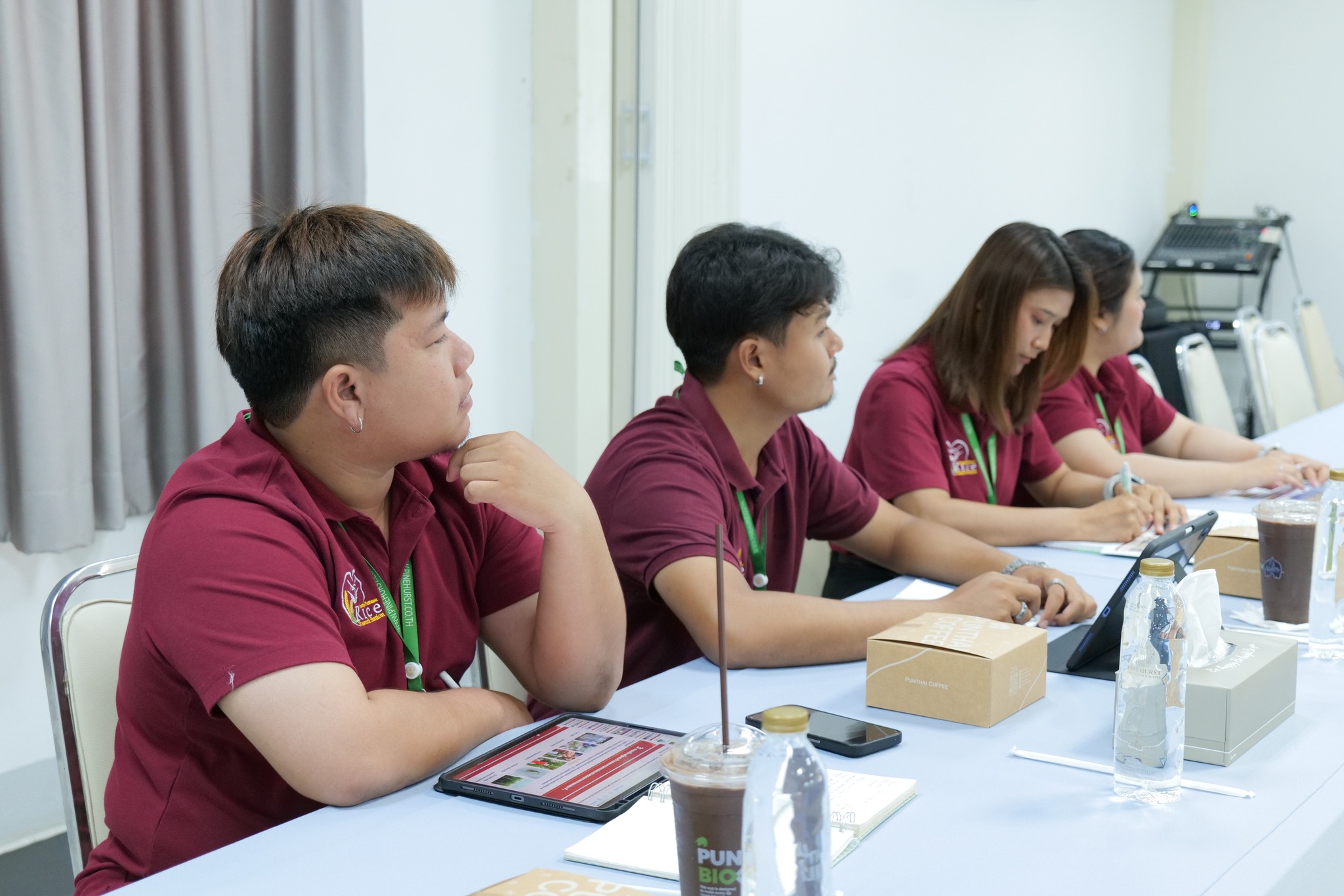 อาจารย์จากสาขาวิชาพืชไร่ คณะเกษตรศาสตร์ มหาวิทยาลัยขอนแก่น เข้านิเทศนักศึกษาสหกิจศึกษา