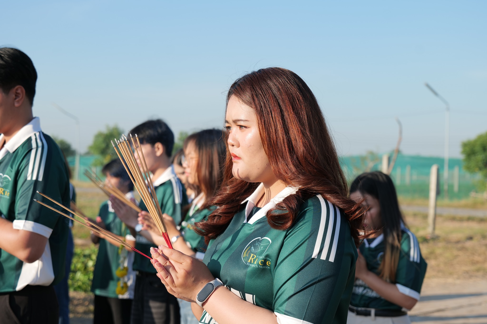 สถานีวิจัยรวมใจพัฒนาความรู้ ได้จัดกิจกรรมสุดพิเศษ "ส่งท้ายปีเก่า ต้อนรับปีใหม่" เพื่อเปลี่ยนวันทำงานให้เป็นวันแห่งความสุข