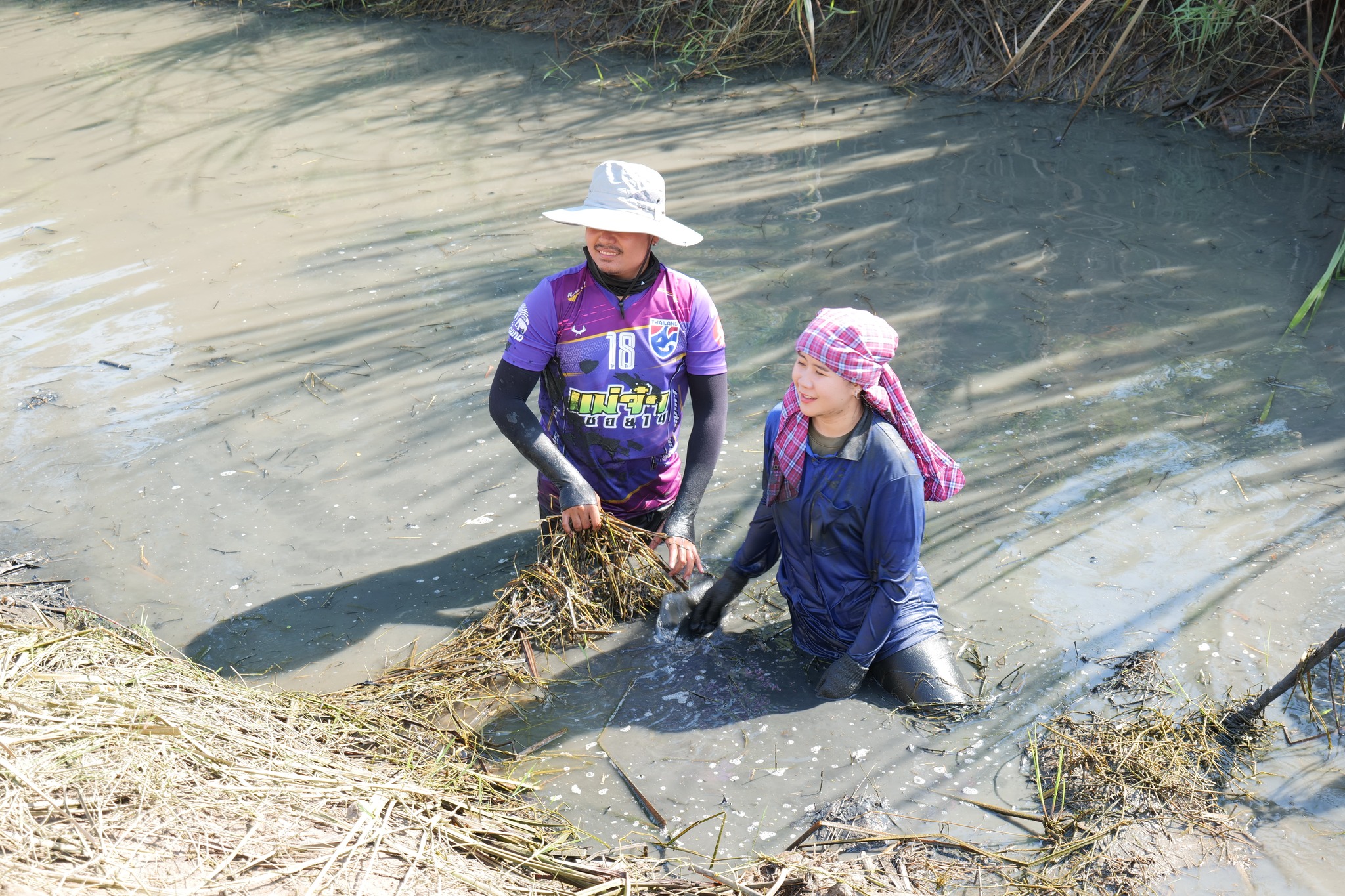 กิจกรรมขุดลอกบ่อประจำปี ต้อนรับปีใหม่