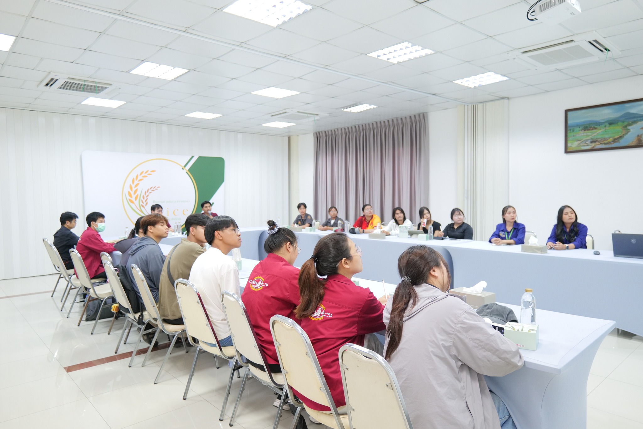 ยินดีต้อนรับคณะศึกษาดูงาน จากคณะวิทยาศาสตร์และเทคโนโลยี มหาวิทยาลัยธรรมศาสตร์ ศูนย์รังสิต